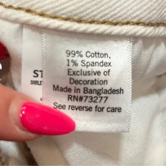 Short Shorts with Embroidered Rainbow ๐ - Picture 8 of 8